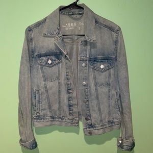 Gap Denim Jacket - Vintage Style, Washed Light Denim (Small)
